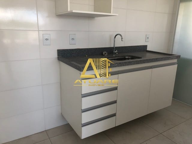 Apartamento 2 quartos e 1 banheiro, para alugar, no bairro Bairro de Fátima em Pouso Alegre