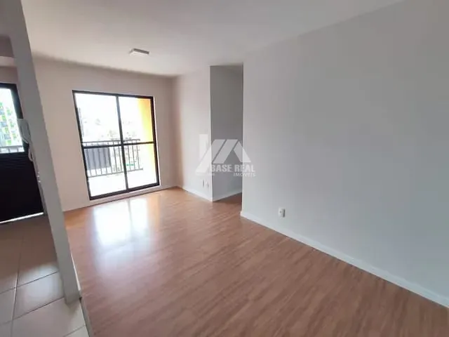 Apartamento com 60m² 3 quartos e 1 banheiro, à venda, no bairro Cidade dos Lagos em Guarapuava