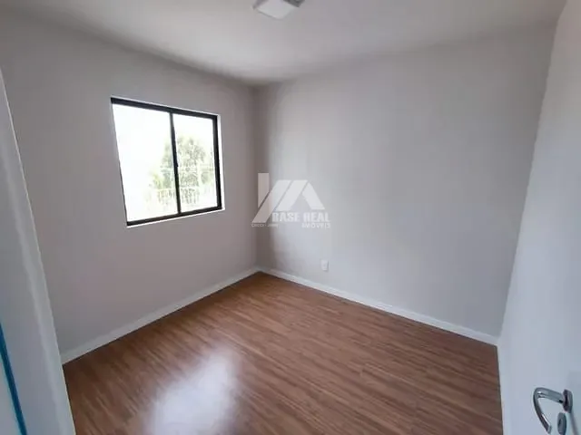 Apartamento com 60m² 3 quartos e 1 banheiro, à venda, no bairro Cidade dos Lagos em Guarapuava
