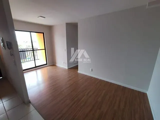 Apartamento com 60m² 3 quartos e 1 banheiro, à venda, no bairro Cidade dos Lagos em Guarapuava