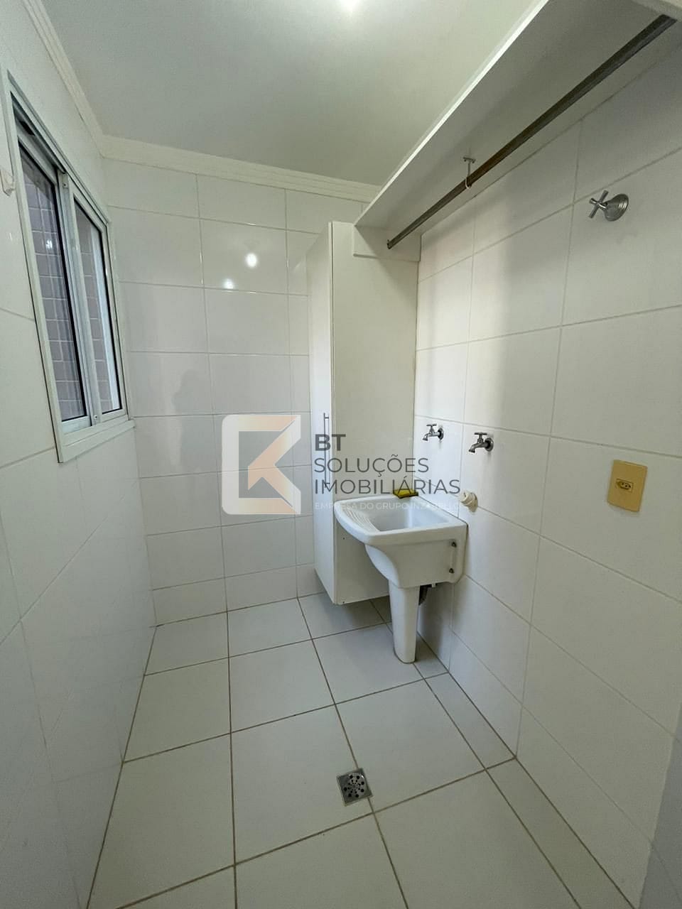 Apartamento para alugar com 2 quartos, 78m² - Foto 2