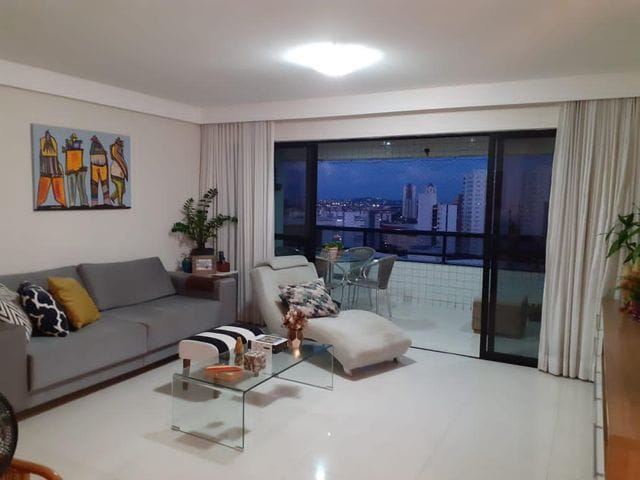 Foto do Apartamento - Lindo apartamento no Edf. Solar do Parnamirim, com 130m², 03 quartos, sendo 1 suíte, varanda, sala para 02 ambientes, 02 vagas. Lazer Parnamirim, Recife/PE. | Tânia Macêdo Imóveis