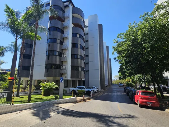 Apartamento 2 quartos e 3 banheiros, à venda, no bairro Asa Sul em Brasília