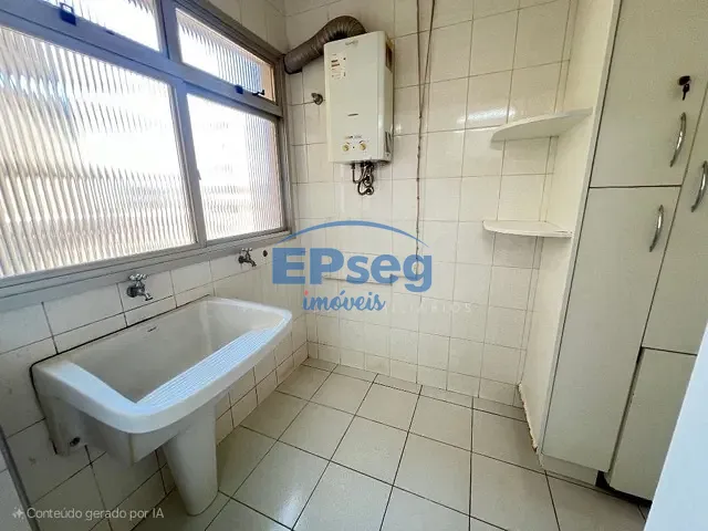 Apartamento com 189m² 3 quartos e 2 banheiros, à venda, no bairro Centro em Londrina