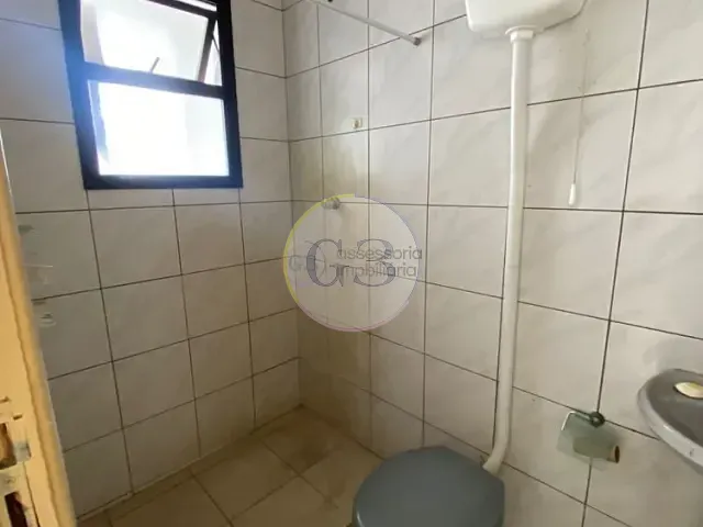 Apartamento 2 quartos e 1 banheiro, para alugar, no bairro Centro em Rio Grande