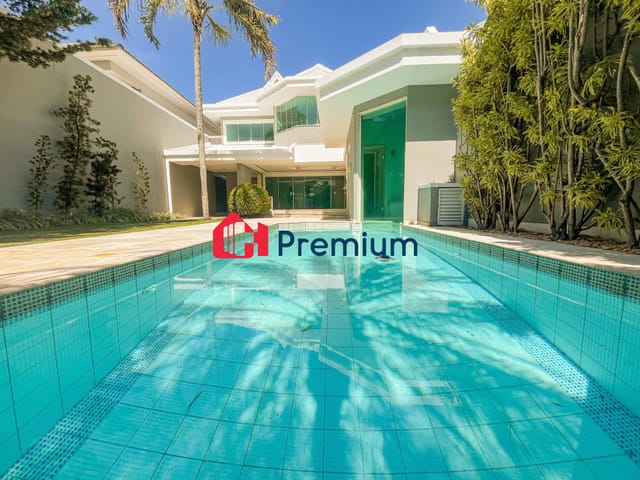 Casa 4 quartos e 7 banheiros, à venda, no bairro Barra da Tijuca em Avenida das Américas