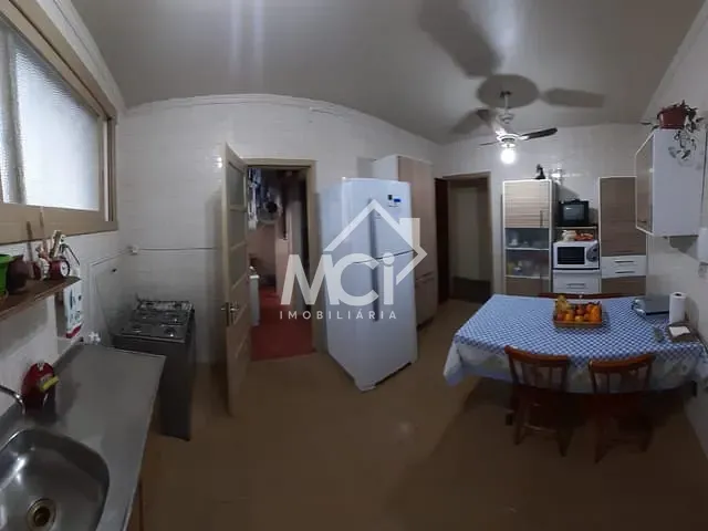 Apartamento com 175m² 3 quartos e 2 banheiros, à venda, no bairro Centro em Pelotas