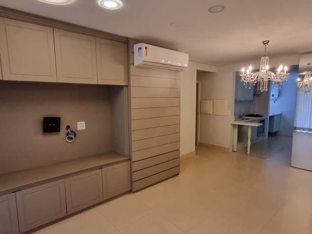 Apartamento 3 quartos e 2 banheiros, à venda, no bairro Centro em Cambé