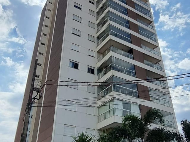 Apartamento 3 quartos e 2 banheiros, à venda, no bairro Centro em Cambé