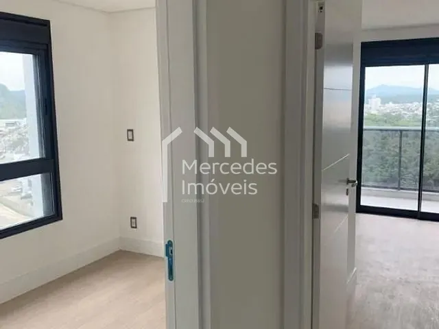 Apartamento com 119m² 3 quartos e 2 banheiros, à venda, no bairro Ressacada em Itajaí