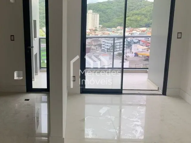Apartamento com 119m² 3 quartos e 2 banheiros, à venda, no bairro Ressacada em Itajaí