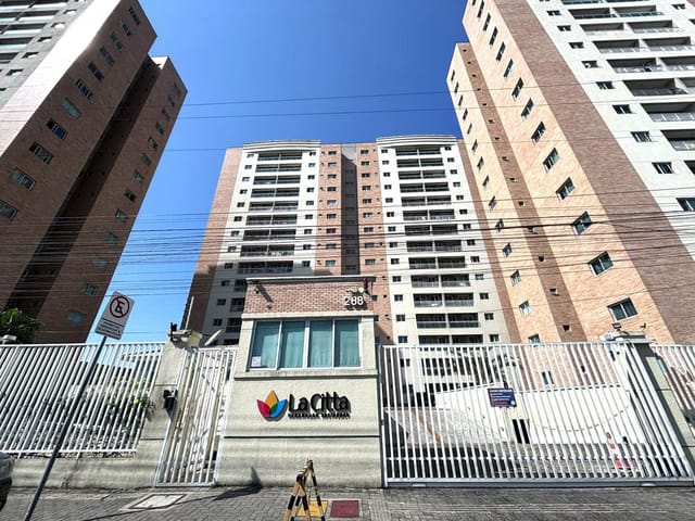 Apartamento 3 quartos e 2 banheiros, para alugar, no bairro Parangaba em Fortaleza
