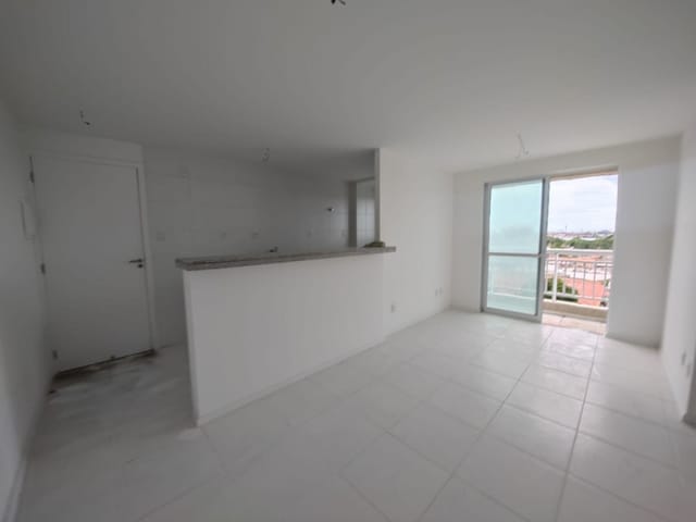 Apartamento 3 quartos e 2 banheiros, para alugar, no bairro Parangaba em Fortaleza