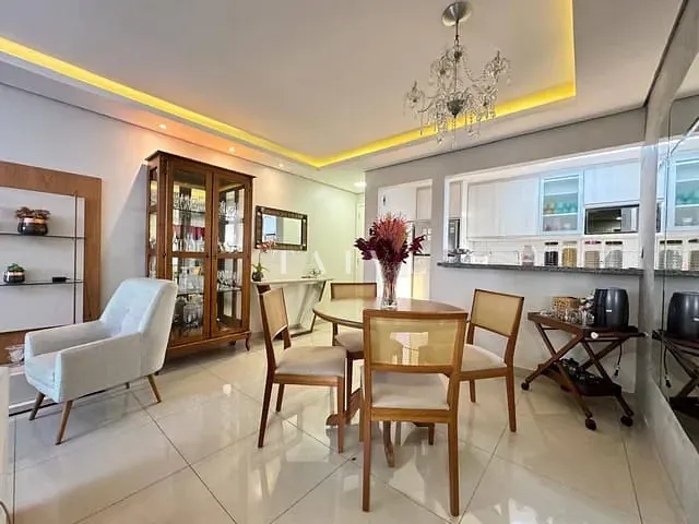 Apartamento com 100m² 2 quartos e 1 banheiro, à venda, no bairro Centro em Londrina