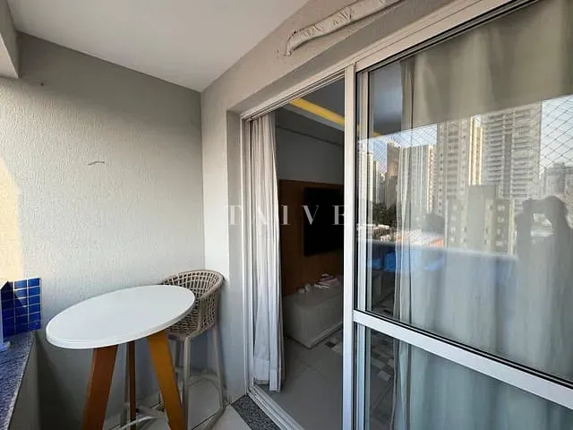 Apartamento com 100m² 2 quartos e 1 banheiro, à venda, no bairro Centro em Londrina