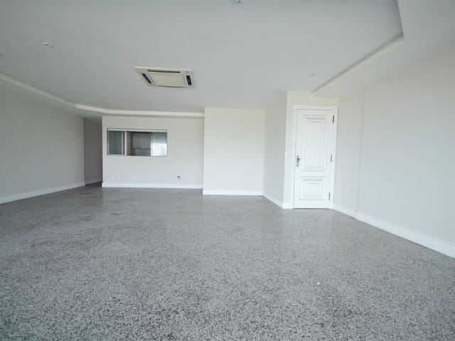 Apartamento com 190m² 3 quartos e 4 banheiros, à venda, no bairro Recreio dos Bandeirantes em Rio de Janeiro