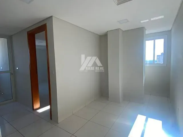 Apartamento com 122m² 3 quartos e 2 banheiros, à venda ou para alugar, no bairro Centro em Guarapuava