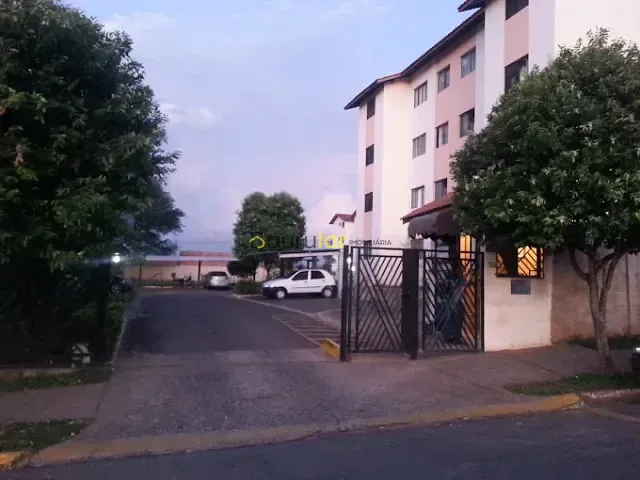 Apartamento 2 quartos e 1 banheiro, à venda, no bairro Vila Carolina em Bauru