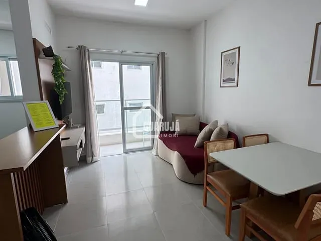 Apartamento 1 quarto e 1 banheiro, à venda ou para alugar, no bairro Enseada em Guarujá