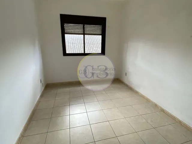 Apartamento 2 quartos e 1 banheiro, para alugar, no bairro Centro em Rio Grande