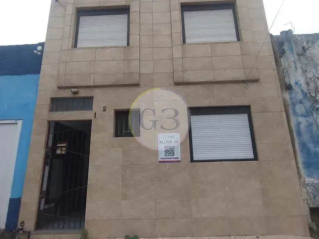 Apartamento 2 quartos e 1 banheiro, para alugar, no bairro Centro em Rio Grande