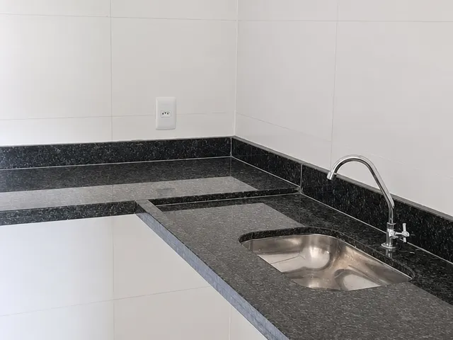 Apartamento 1 quarto e 1 banheiro, à venda, no bairro Parque Vitória em São Paulo