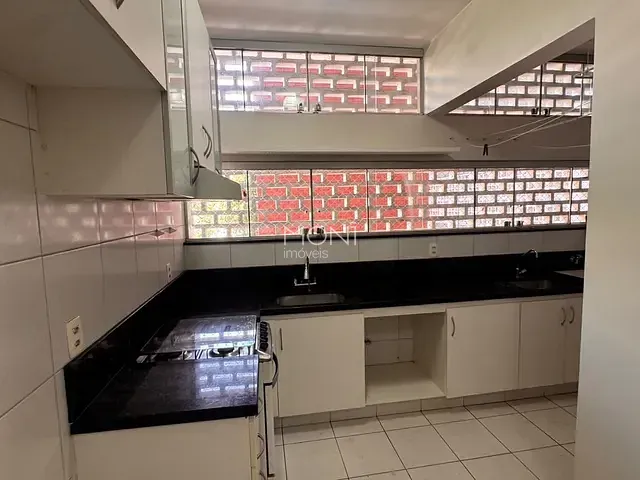 Apartamento 2 quartos e 2 banheiros, à venda ou para alugar, no bairro Asa Sul em Brasília