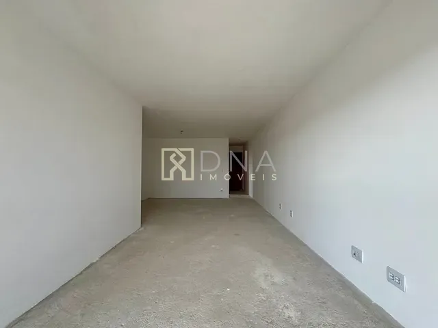 Apartamento 3 quartos e 3 banheiros, à venda, no bairro Urbanova VI em São José dos Campos