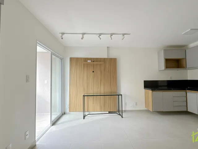 Apartamento 1 quarto e 1 banheiro, para alugar, no bairro Centro em Juiz de Fora