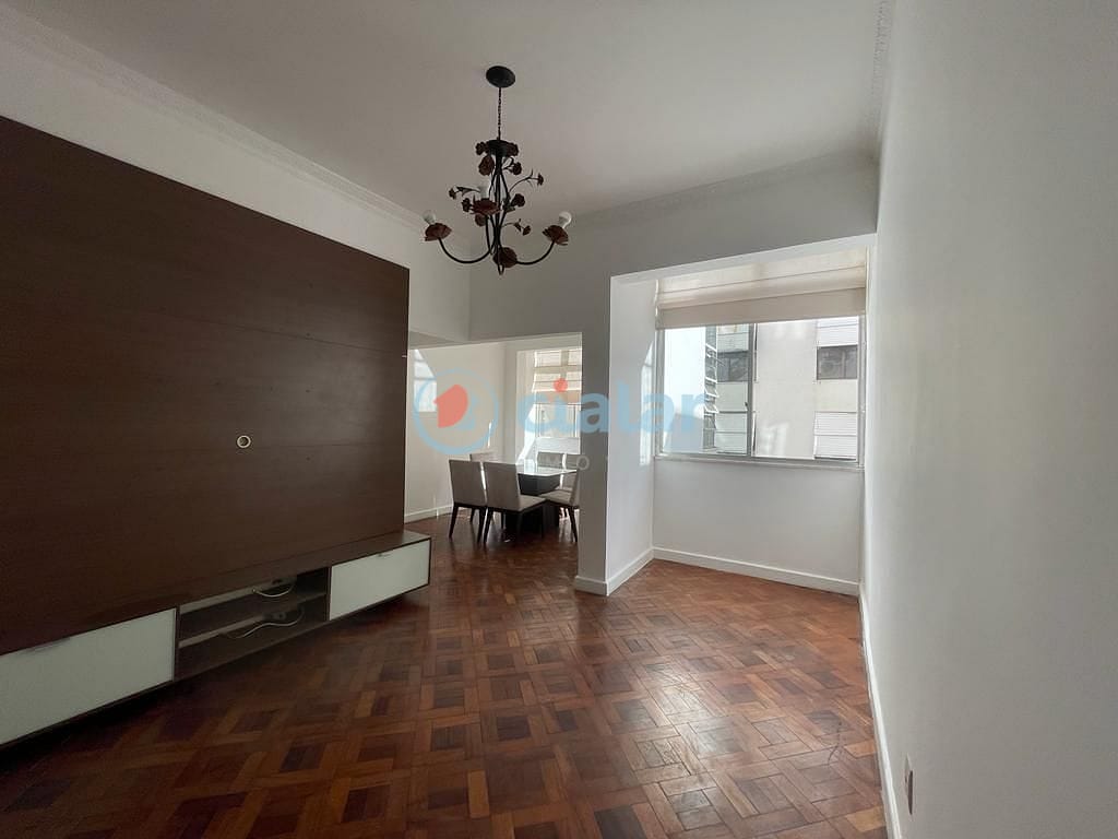 Apartamento à venda com 3 quartos, 100m² - Foto 1