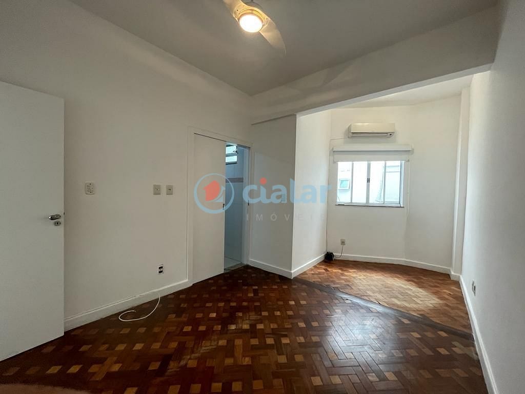Apartamento à venda com 3 quartos, 100m² - Foto 8