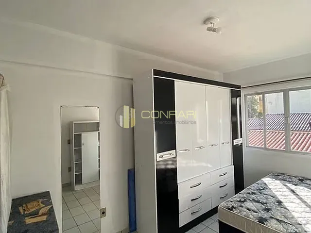 Apartamento com 73m² 2 quartos e 1 banheiro, para alugar, no bairro Centro em Itapema