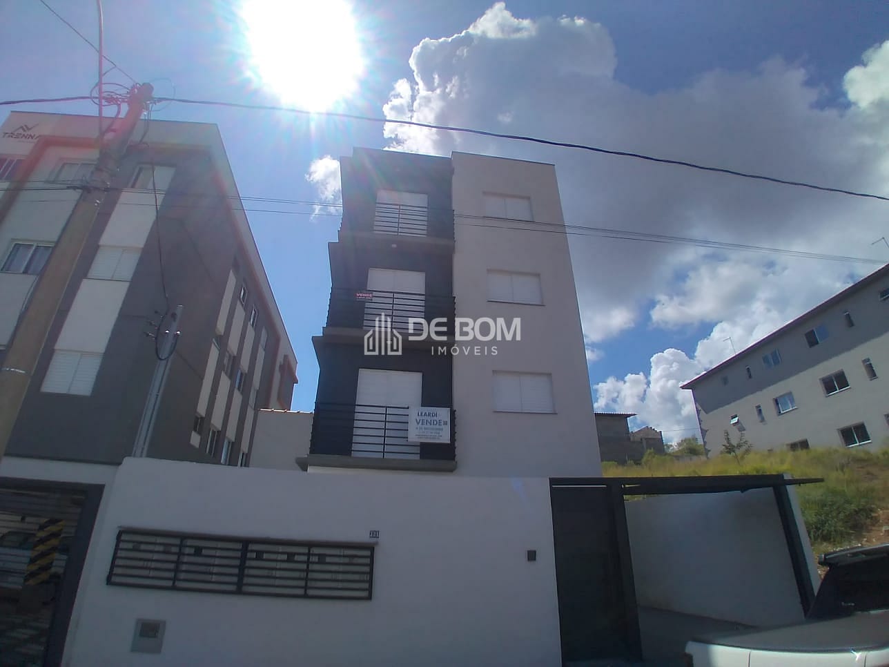 Apartamento à venda com 2 quartos, 60m² - Foto 1