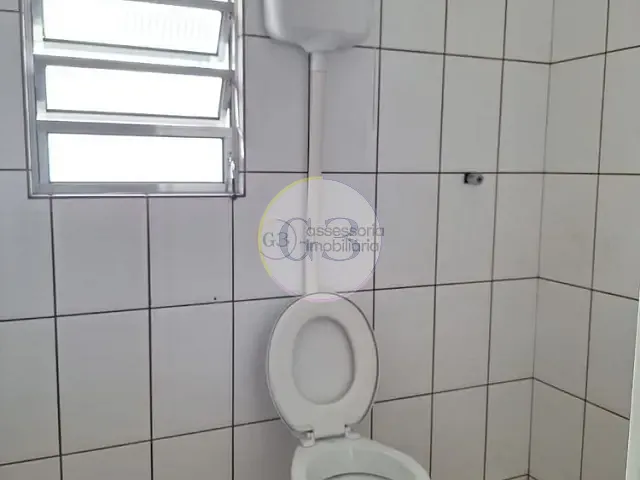 Apartamento 3 quartos e 1 banheiro, à venda ou para alugar, no bairro Centro em Rio Grande