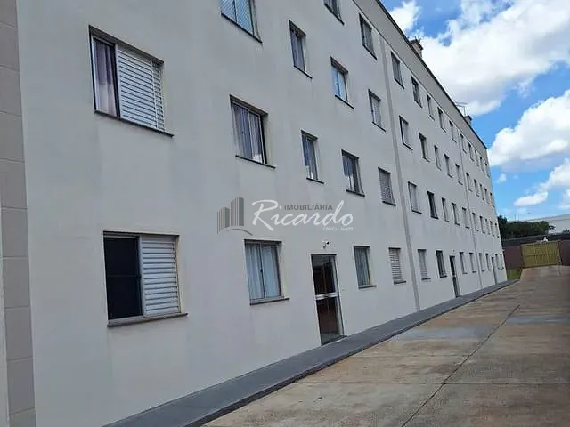 Apartamento com 55m² 2 quartos e 1 banheiro, à venda, no bairro Jardim Baroneza em Arapongas