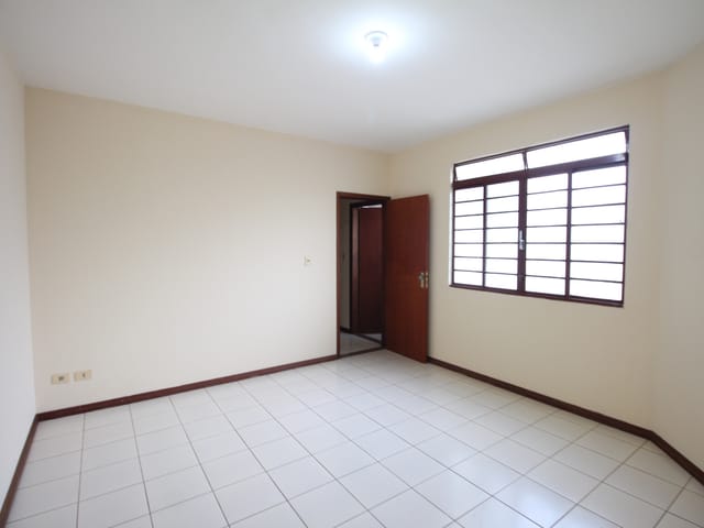 Apartamento com 64m² 2 quartos e 1 banheiro, para alugar, no bairro Jardim Nova São João em São João da Boa Vista