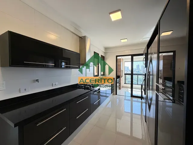 Apartamento 3 quartos e 5 banheiros, à venda ou para alugar, no bairro Parque Baguaçu em Araçatuba