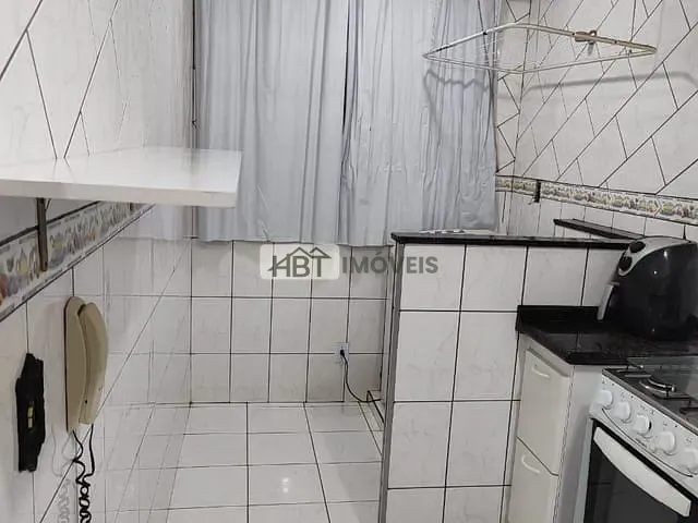 Apartamento 2 quartos e 1 banheiro, à venda, no bairro Jardim Vitória em Bauru
