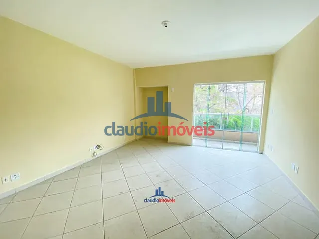 Apartamento 3 quartos e 1 banheiro, para alugar, no bairro Santa Rosa em Barra Mansa