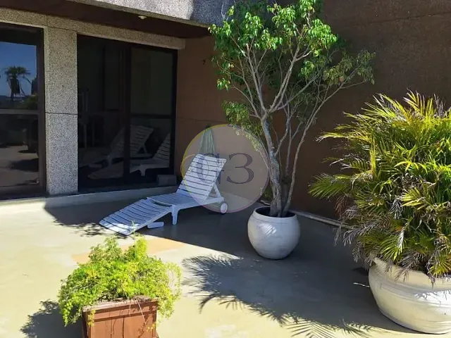Apartamento 3 quartos e 3 banheiros, à venda ou para alugar, no bairro Centro em Rio Grande