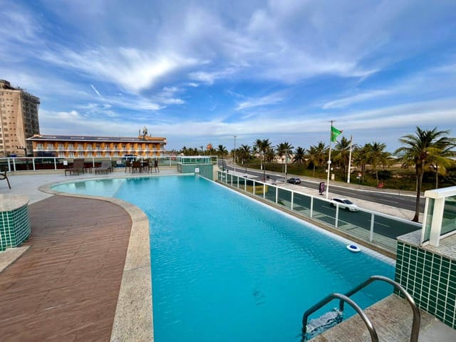 Apartamento com 80m² 2 quartos e 2 banheiros, para alugar, no bairro Atalaia em Aracaju