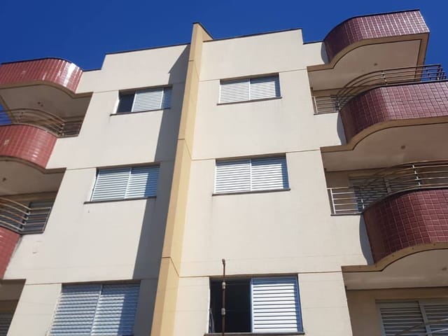 Apartamento 3 quartos e 1 banheiro, à venda, no bairro Centro em Cambé