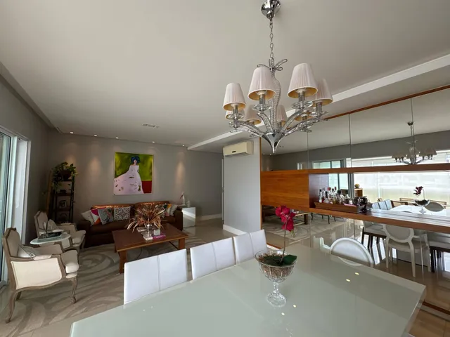 Apartamento com 10m² 3 quartos e 5 banheiros, à venda, no bairro Gleba Palhano em Londrina