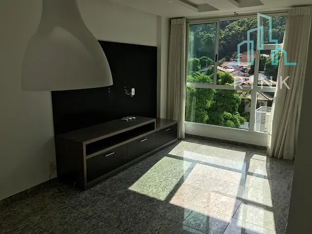 Apartamento 2 quartos e 2 banheiros, para alugar, no bairro Charitas em Niterói