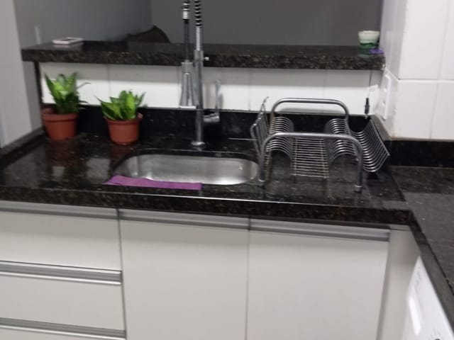 Apartamento 2 quartos e 1 banheiro, à venda, no bairro Vila Colorado em Suzano