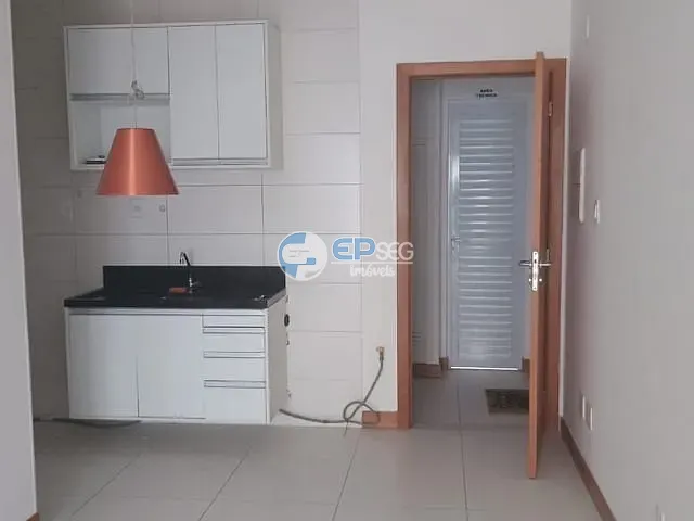 Apartamento 1 quarto e 1 banheiro, à venda, no bairro Barra em Salvador