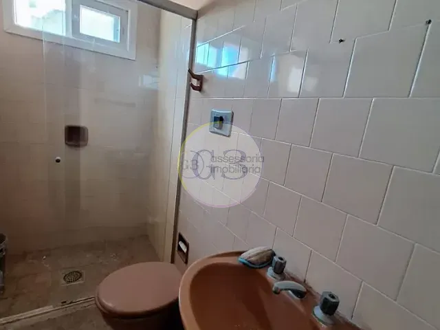 Apartamento 2 quartos e 1 banheiro, à venda ou para alugar, no bairro Centro em Rio Grande