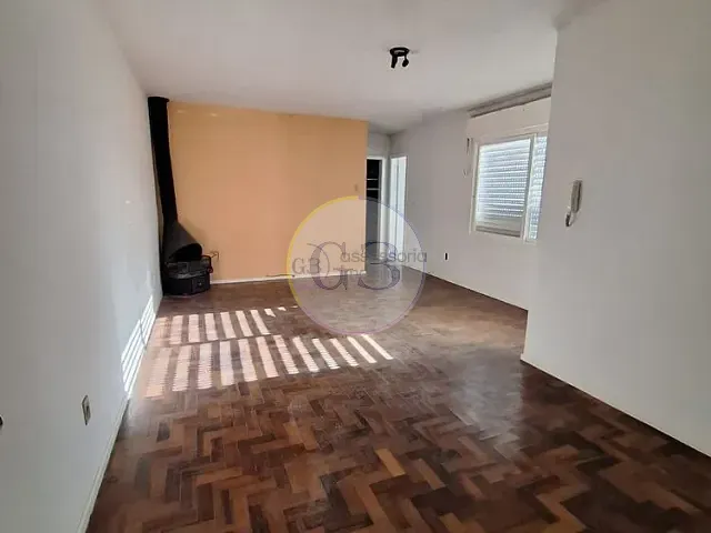 Apartamento 2 quartos e 1 banheiro, à venda ou para alugar, no bairro Centro em Rio Grande