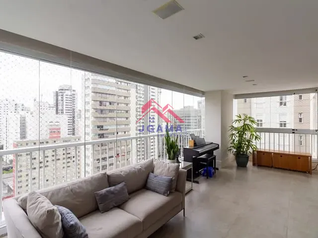 Apartamento 4 quartos e 5 banheiros, à venda, no bairro Moema em São Paulo