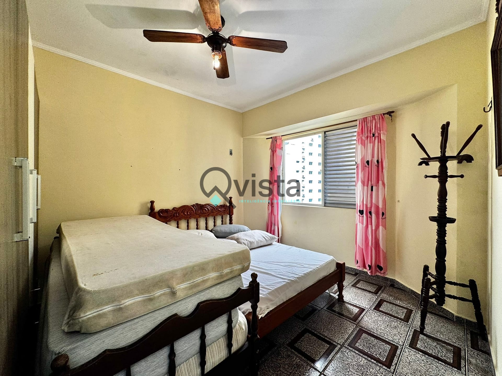 Apartamento à venda com 2 quartos, 70m² - Foto 13